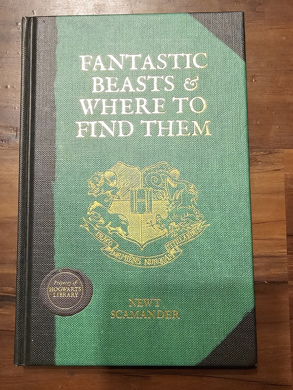 Hogwarts Library Red Box with Gold Crest. Has 3 Books With It. - Picture 5 of 5